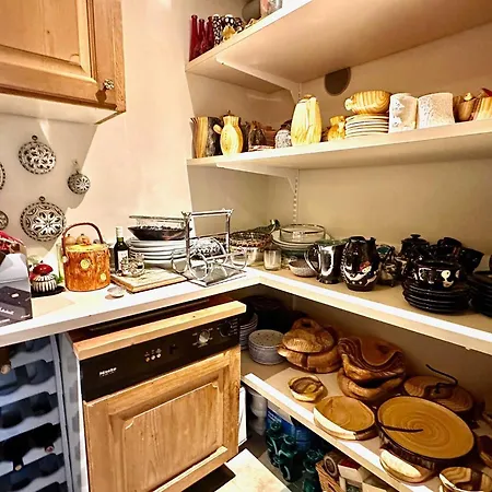 Villa Gem: Alps View Serene Pond Gstaad