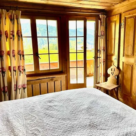 Villa Gem: Alps View Serene Pond *