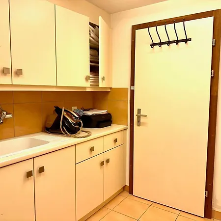 Villa Gem: Alps View Serene Pond Gstaad