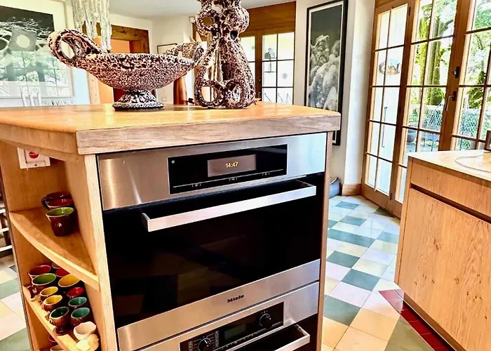Gem: Alps View Serene Pond Villa *