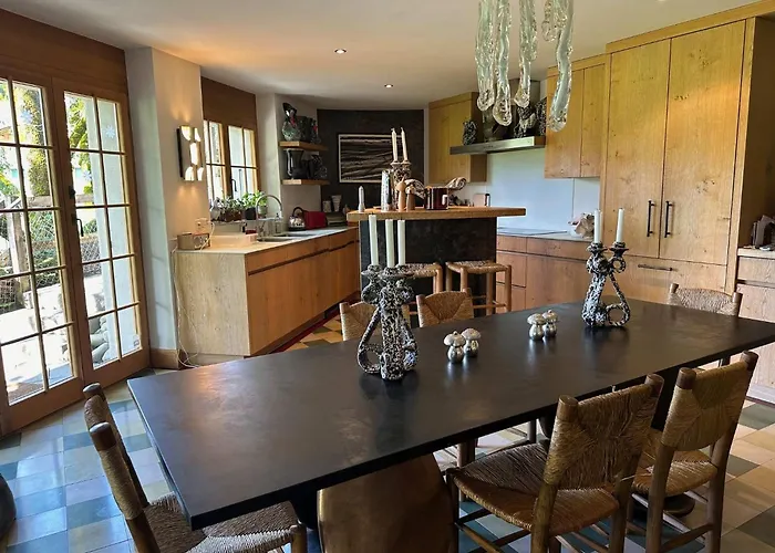 Villa Gem: Alps View Serene Pond *